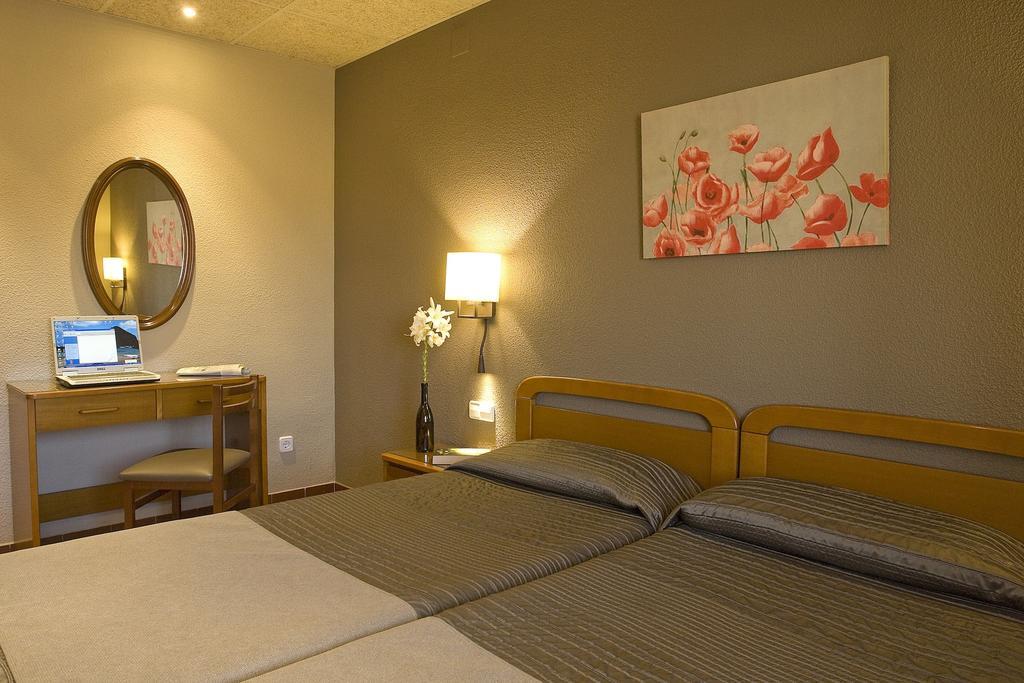 Hostal Barris Pals Room photo